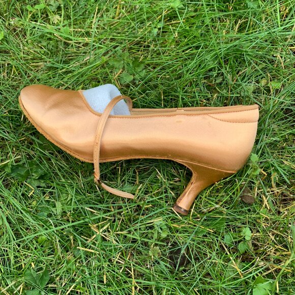 New Listing: BD Dance - Satin Dance Shoes - Picture 11 of 13